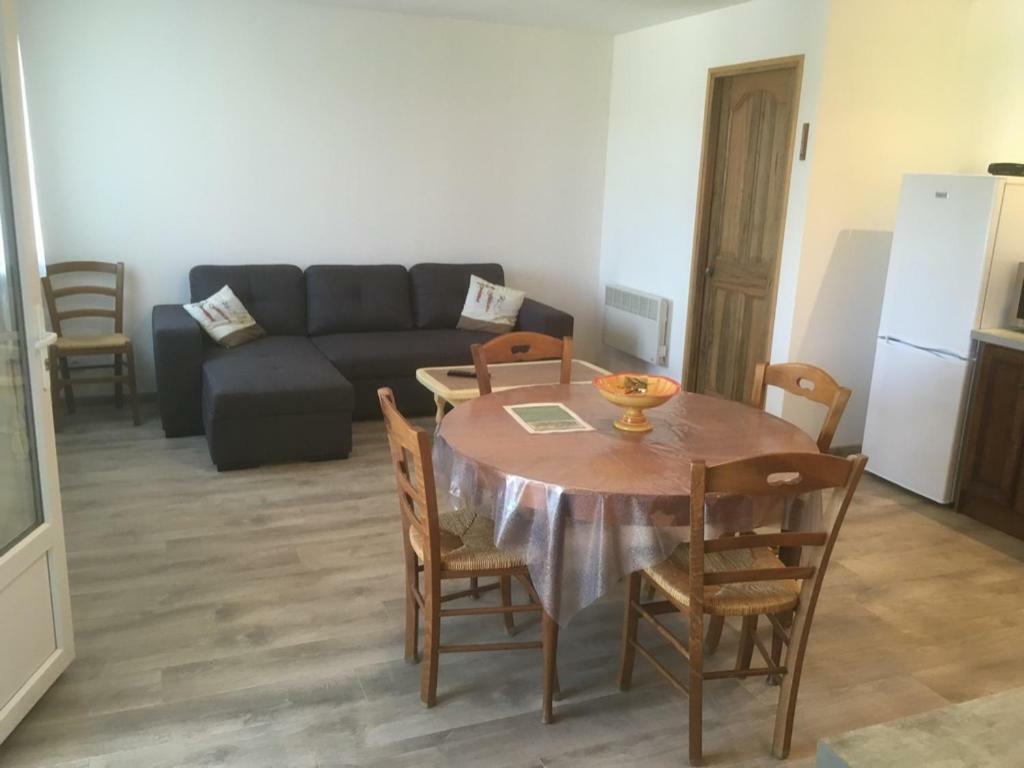 Buisson Gite Du Serre De Boudre Climatise, Spa Permanent מראה חיצוני תמונה